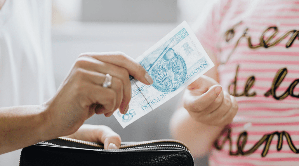 Dynamika wzrostu cen wciąż rośnie. W październiku na sklepowych półkach było drożej o 5,4% niż rok wcześniej