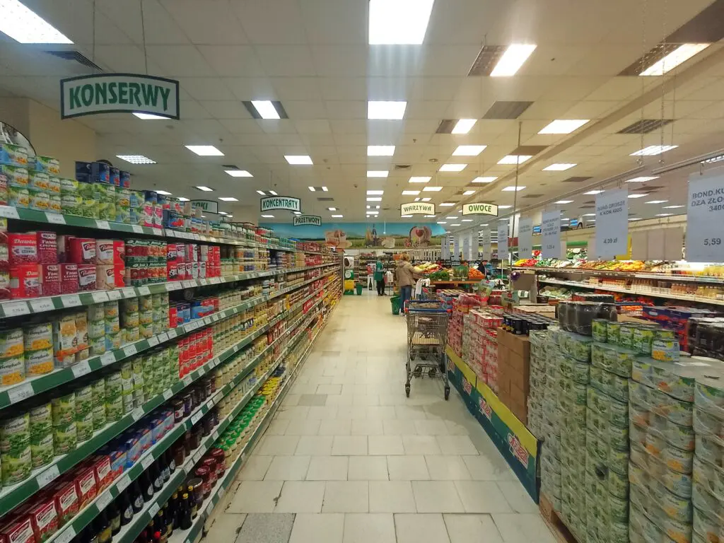 Nowy raport o codziennych zakupach. Te kategorie wciąż drożeją dwucyfrowo