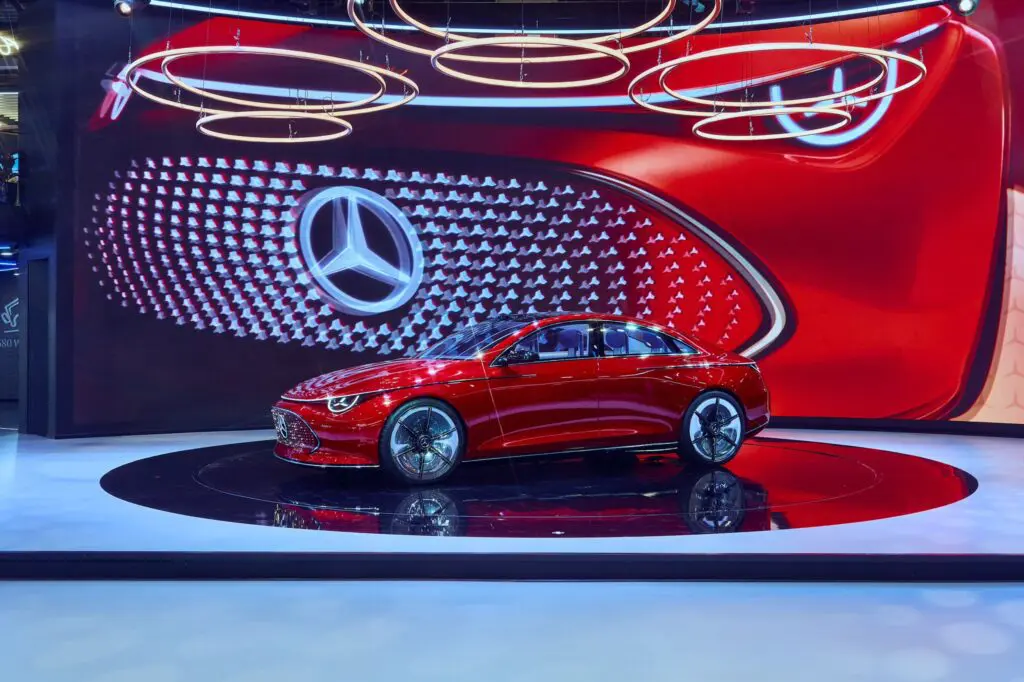 Mercedes odchodzi od luksusu. Ceny nowych modeli mocno spadną