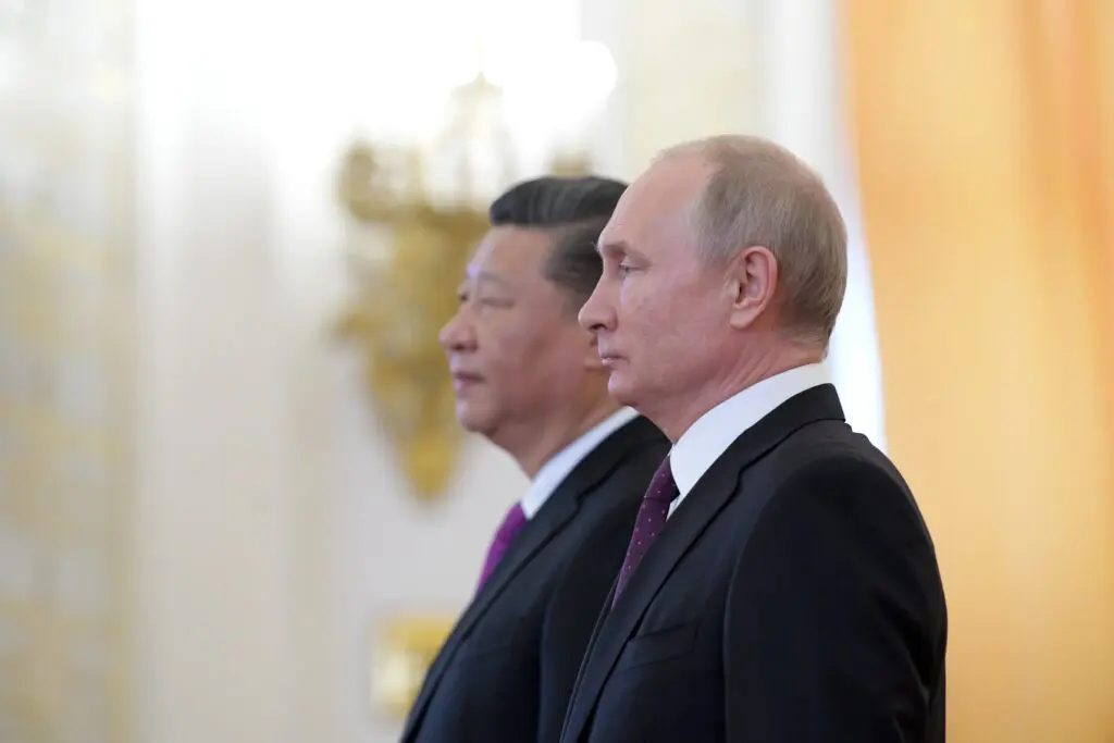 Moskwa chce pompować więcej ropy do Chin. Sankcje przyspieszają decyzje