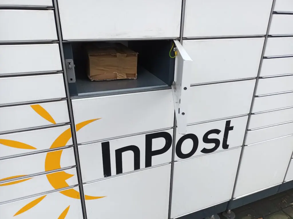 InPost będzie miał nowego właściciela? Tajemnicza oferta na stole