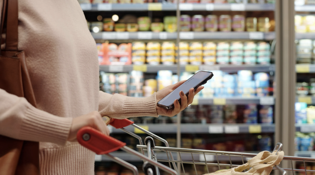 Polacy płacą więcej w sklepach. Te produkty zdrożały najmocniej