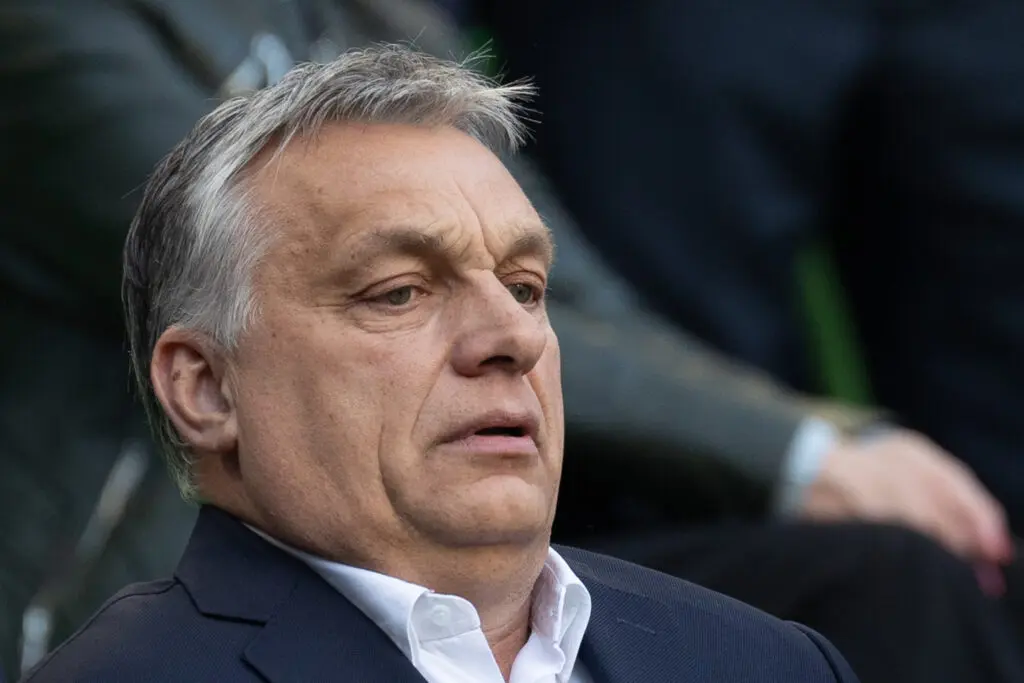 Orbán traci władzę i ogromną pensję. Z taką wypłatą musi się pożegnać