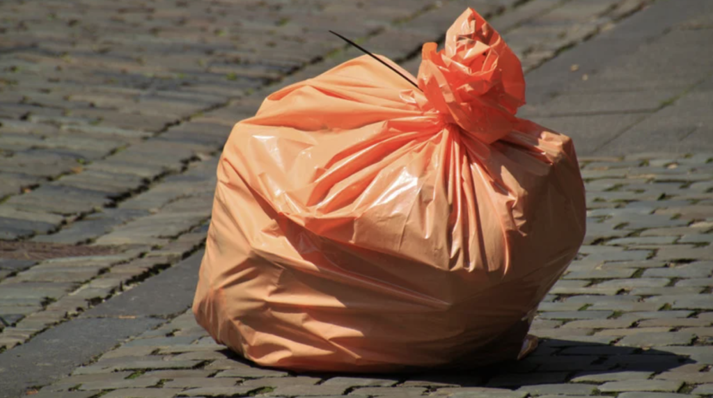 Koniec anonimowości. Nowy system sprawdzi, kto źle segreguje śmieci