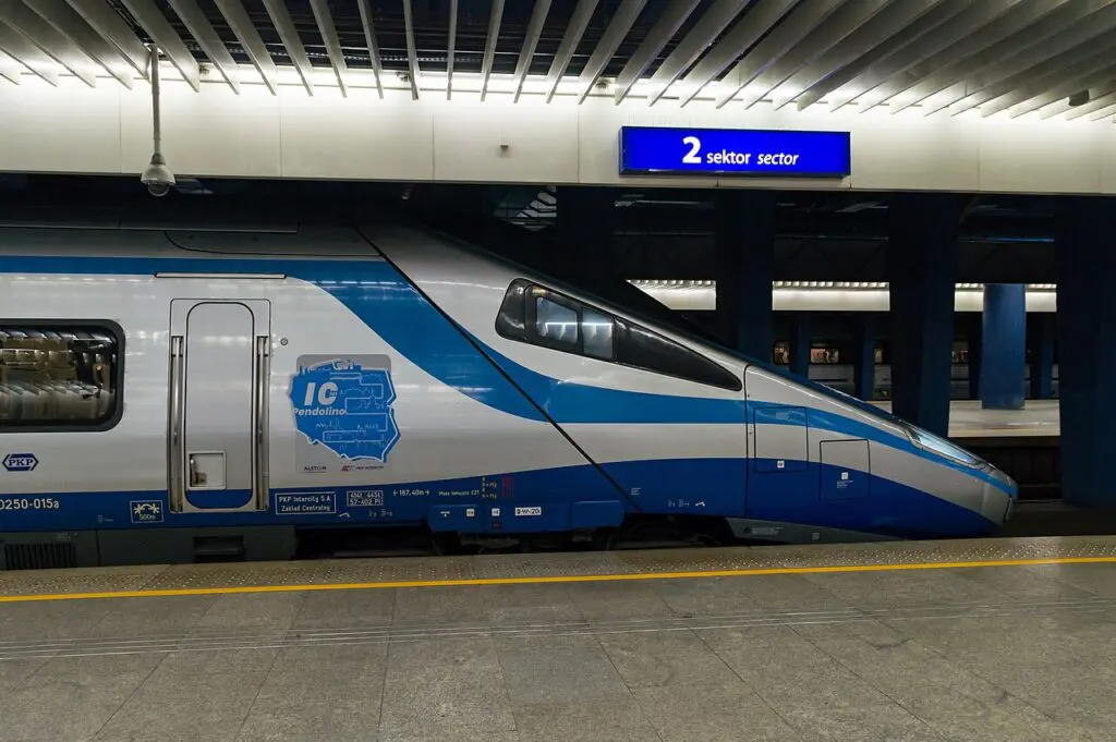 PKP Intercity tnie ceny biletów o co najmniej 35 proc. Promocja potrwa tylko 3 dni