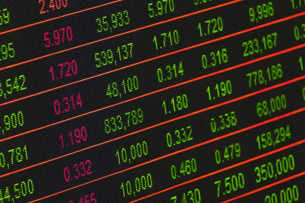 Giganci z Wall Street pokazali wyniki. Prognozy analityków rozjechały się z rzeczywistością