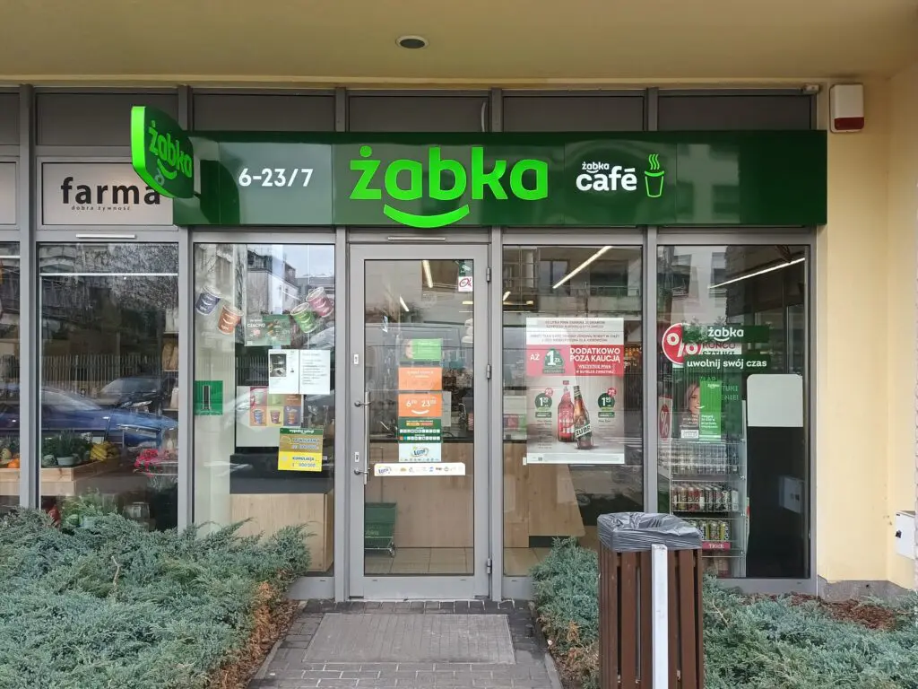 Przejęcie Żabki nabiera tempa. Kluczowa data wypada właśnie dziś