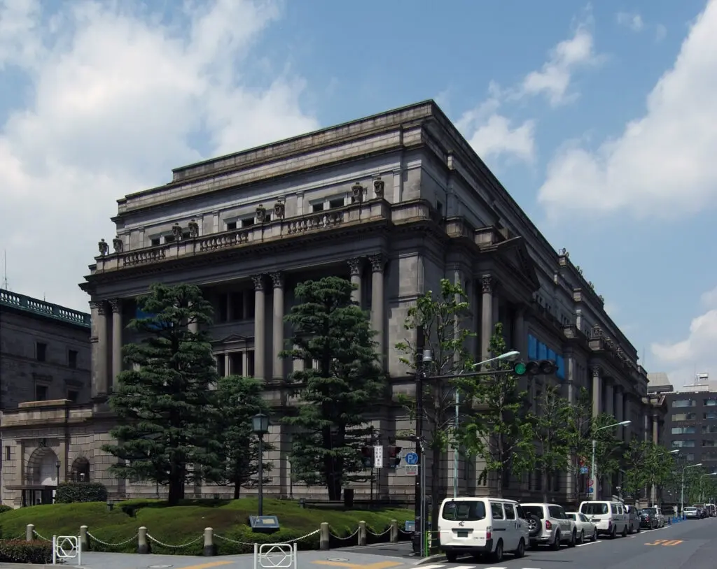 Japonia ma najdroższy pieniądz od 31 lat. Bank centralny podniósł stopy, a giełda w Tokio i tak świętuje