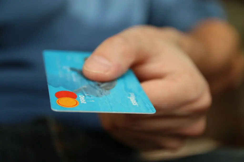 Zaskakujące zjawisko w polskich bankach. Polacy nie zmieniają kont, tylko je kolekcjonują