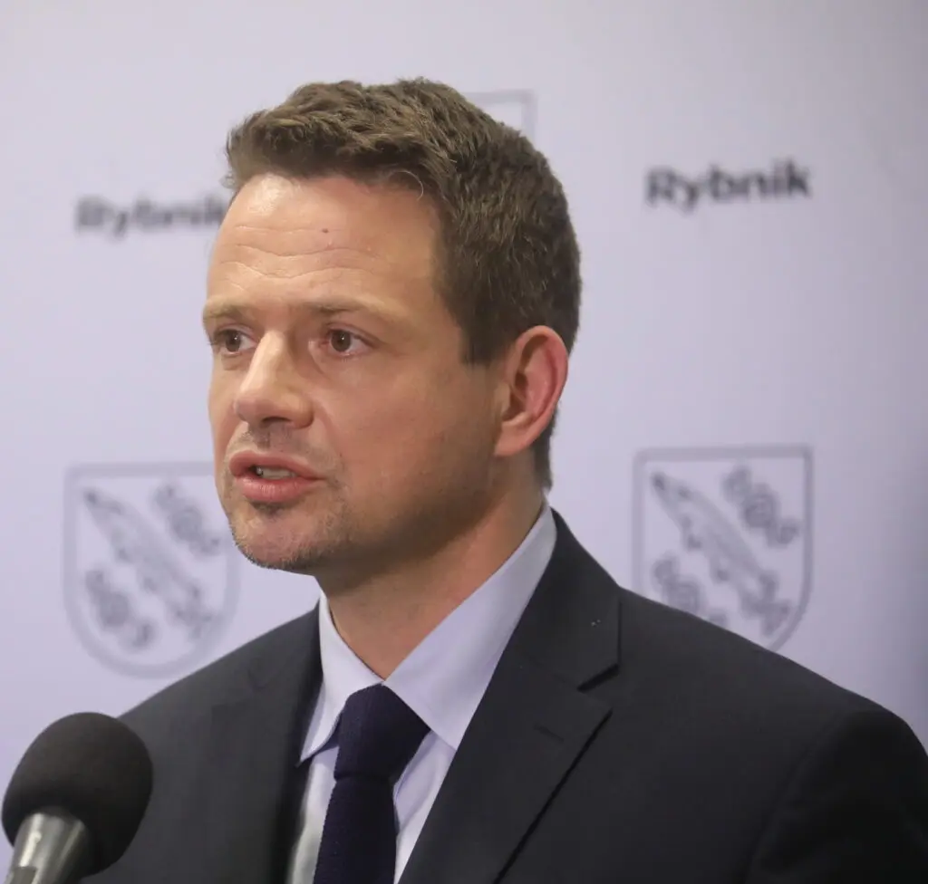 Rafał Trzaskowski – majątek, wiek, oświadczenie majątkowe. Trzy mieszkania w rodzinie