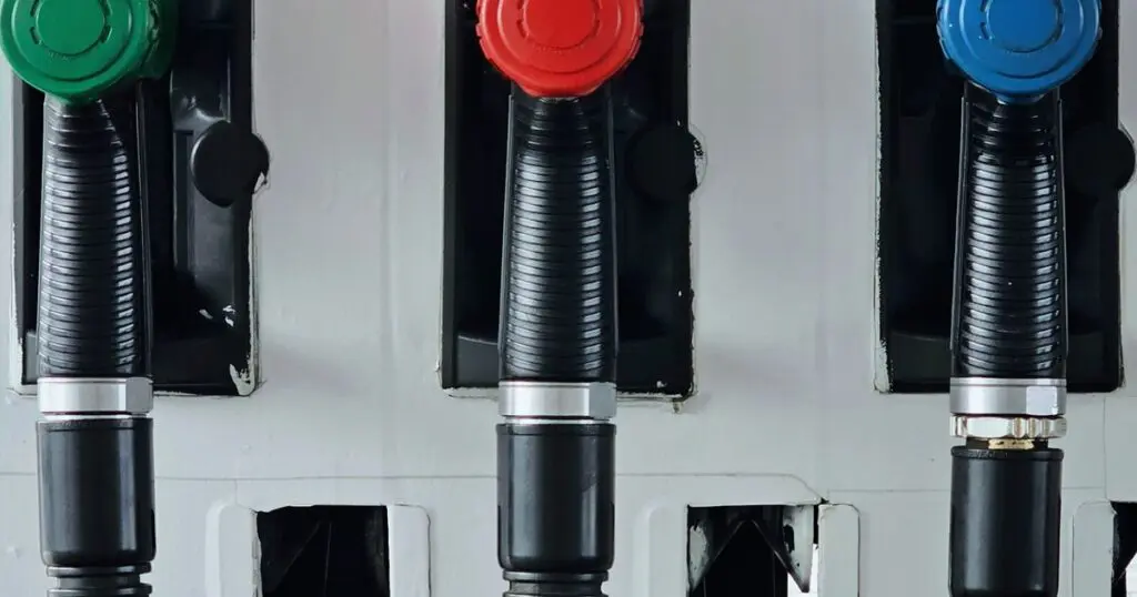 Nowe ceny maksymalne na stacjach od wtorku. Diesel znów przebił barierę 8 zł