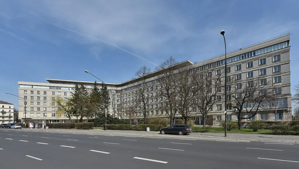 GUS przeliczył PKB od nowa. Wzrost przebił 4 proc.