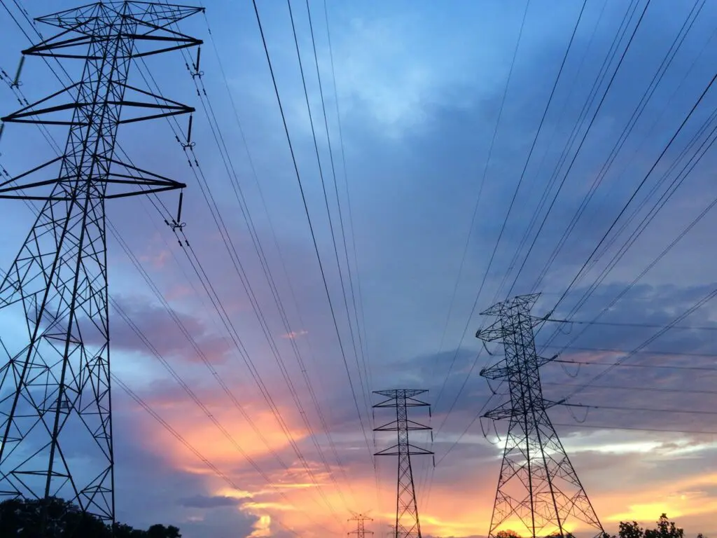Rząd chce 10 razy wyższych opłat od firm energetycznych. Zapłacą wszyscy odbiorcy prądu