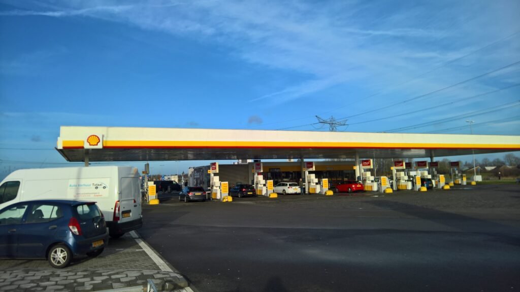 Hakerzy uderzyli w światowe koncerny. Shell i Philips sprawdzają, co im zabrano