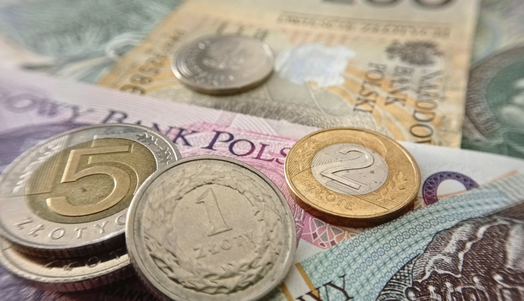Nastroje Polaków runęły w październiku. Najbardziej boimy się o gospodarkę