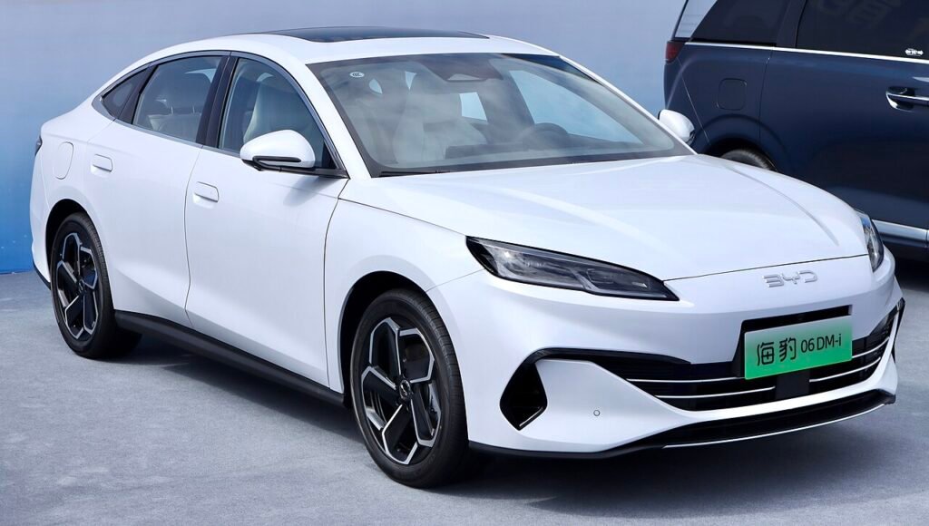 Sprzedaż BYD w Europie rośnie trzycyfrowo. Chiński koncern celuje w 5 mln aut rocznie