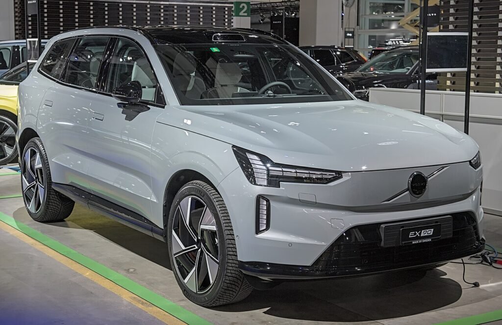 Szwedzka legenda motoryzacji wyceniana jak producent gier. Chińczycy mogą skorzystać